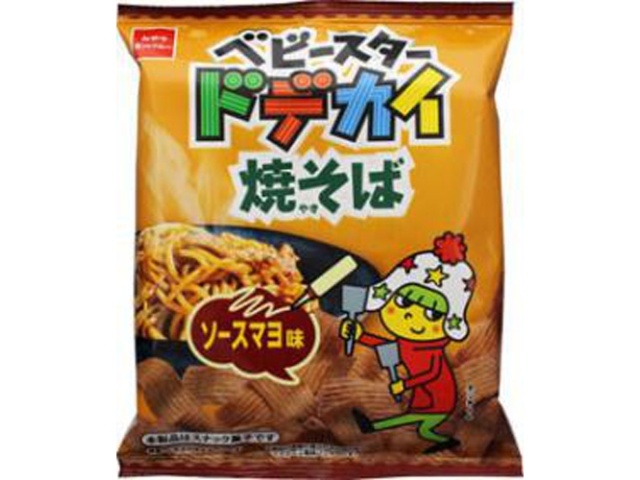 おやつカンパニー ドデカイ焼そばソースマヨ味 ６７ｇ 【今月の特売 菓子】 △ 【購入入数１２個】