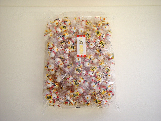 丸金 まねきねこチョコレートボール５００ｇ □お取り寄せ品 【購入入数１０個】